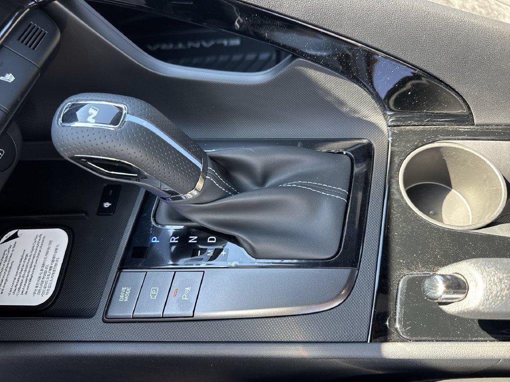 New 2026 Blue Hyundai Sedan image 23