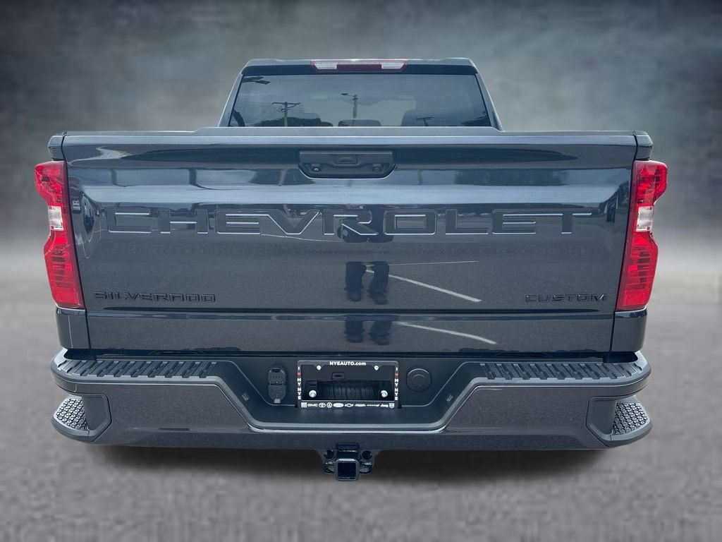 Used 2023 DARK ASH METALLIC Chevrolet Custom image 4