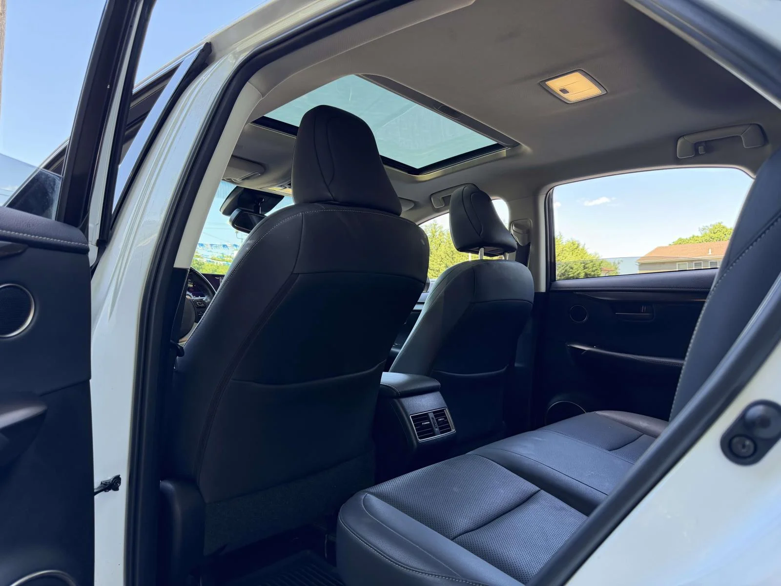 Used 2019 White Lexus 300 Base image 16