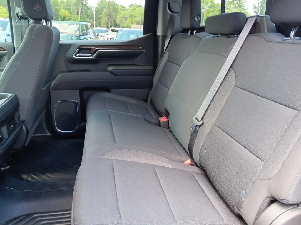 Used 2022 Red Hot Chevrolet LT Trail Boss image 31