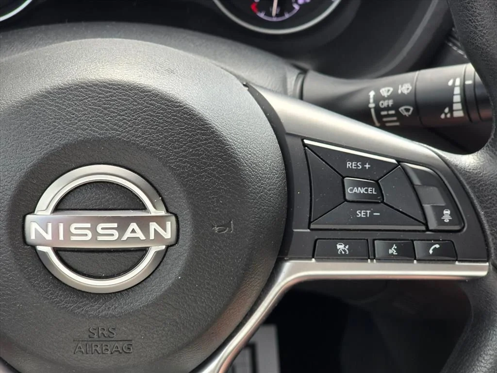 Used 2024 White Nissan SV image 16