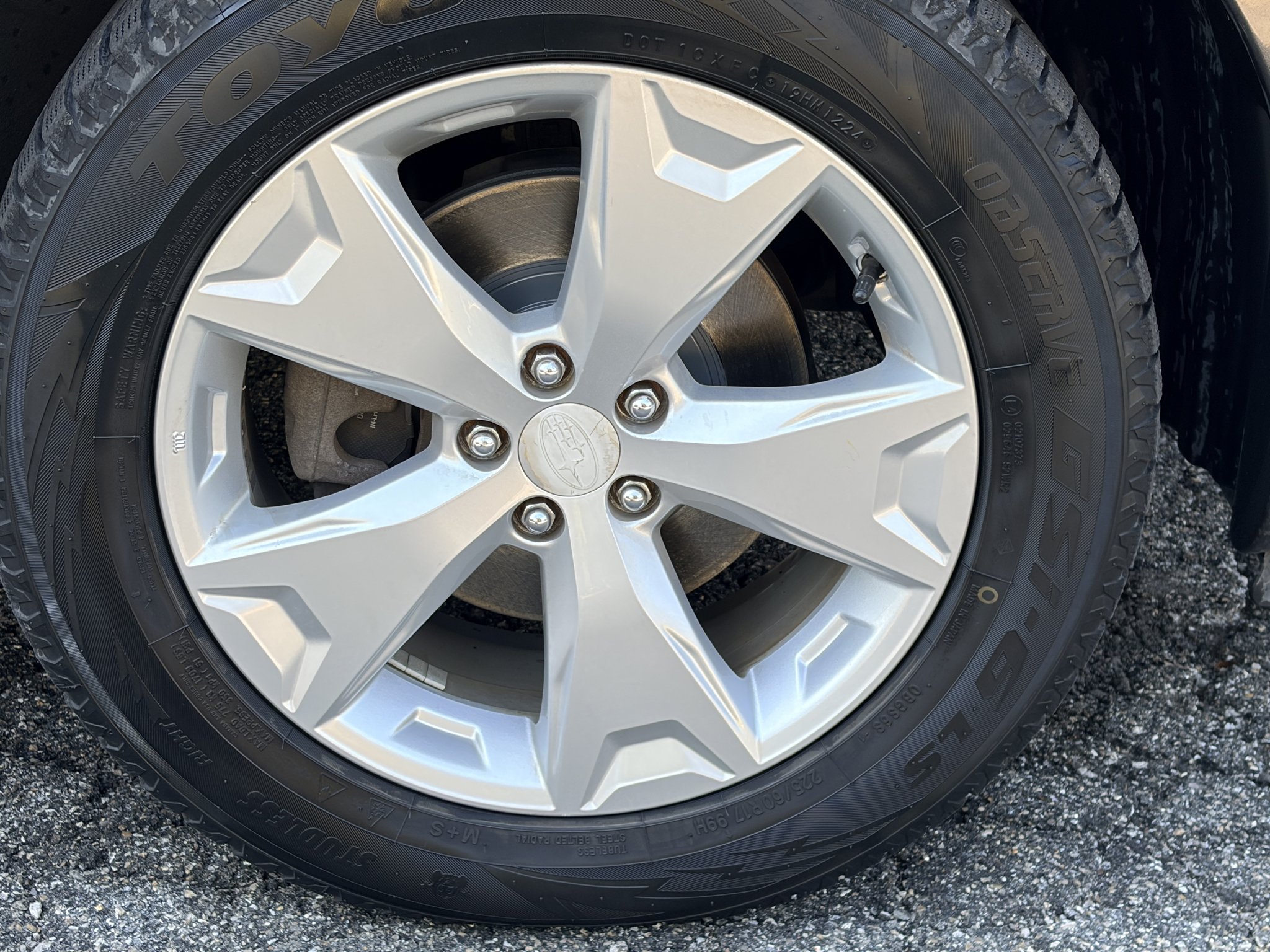 Used 2015 Dark Gray Metallic Subaru 2.5i Premium image 10