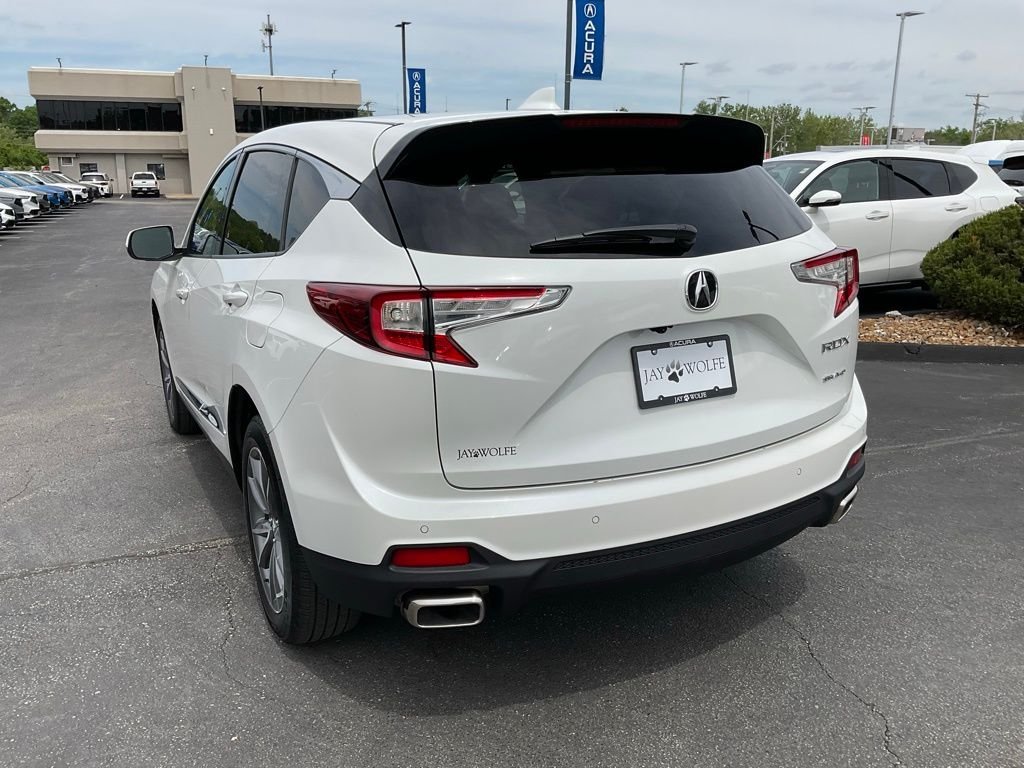 Used 2023  Acura Technology Package image 6