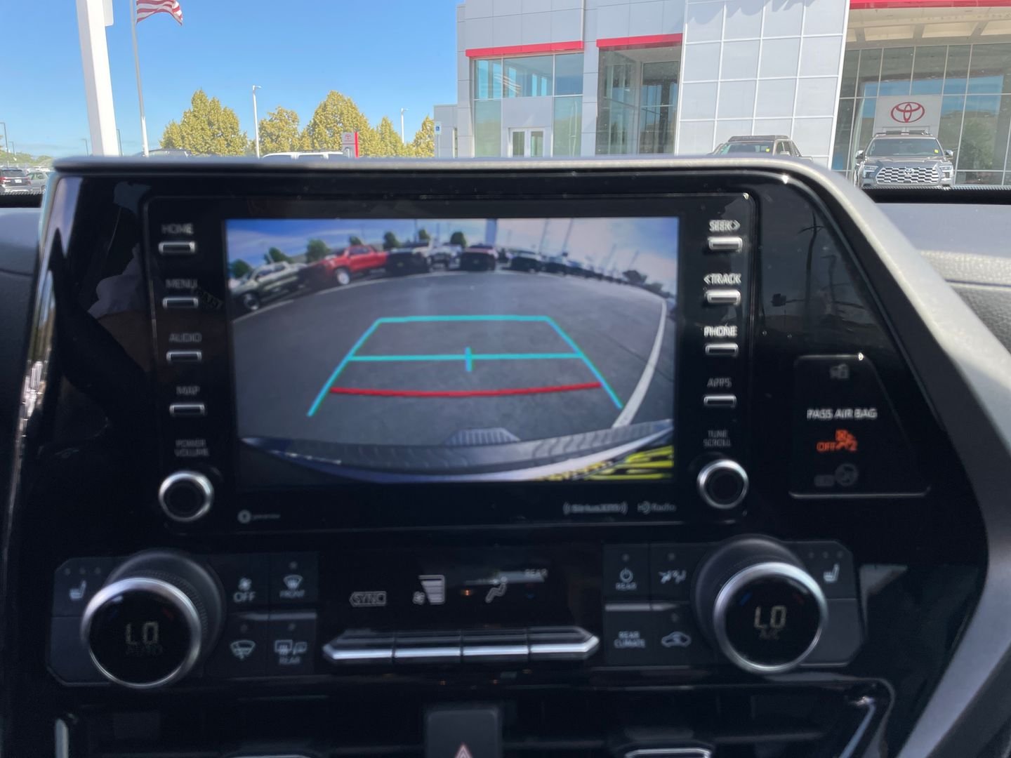 Used 2021 Gray Toyota XLE image 9
