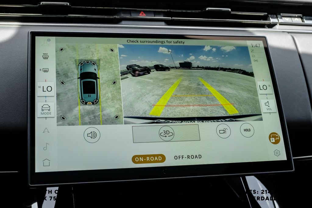 Certified Used 2025 Borasco Gray Metallic Land Rover Dynamic SE image 19