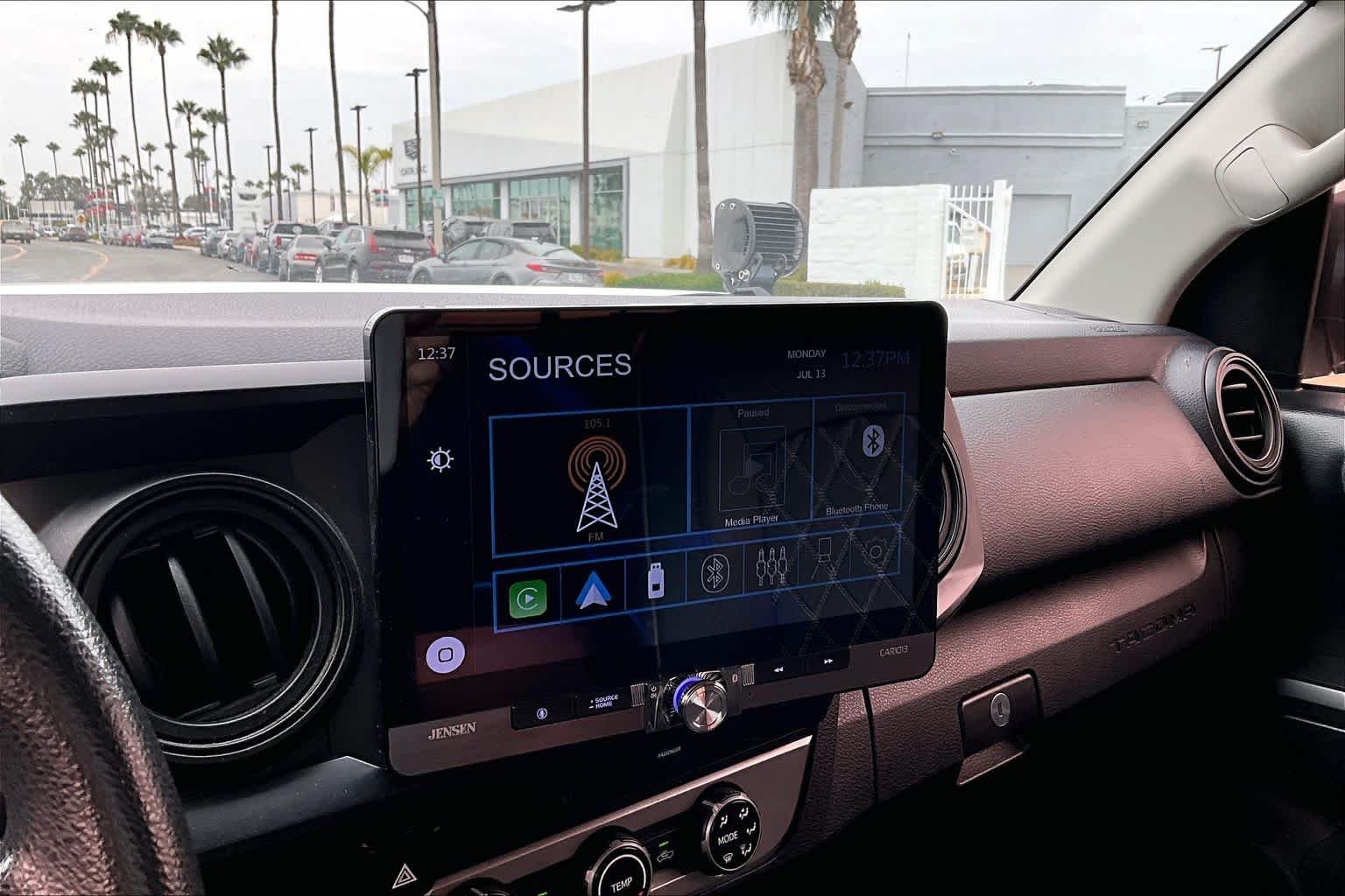 Used 2016 Super White Toyota SR image 34