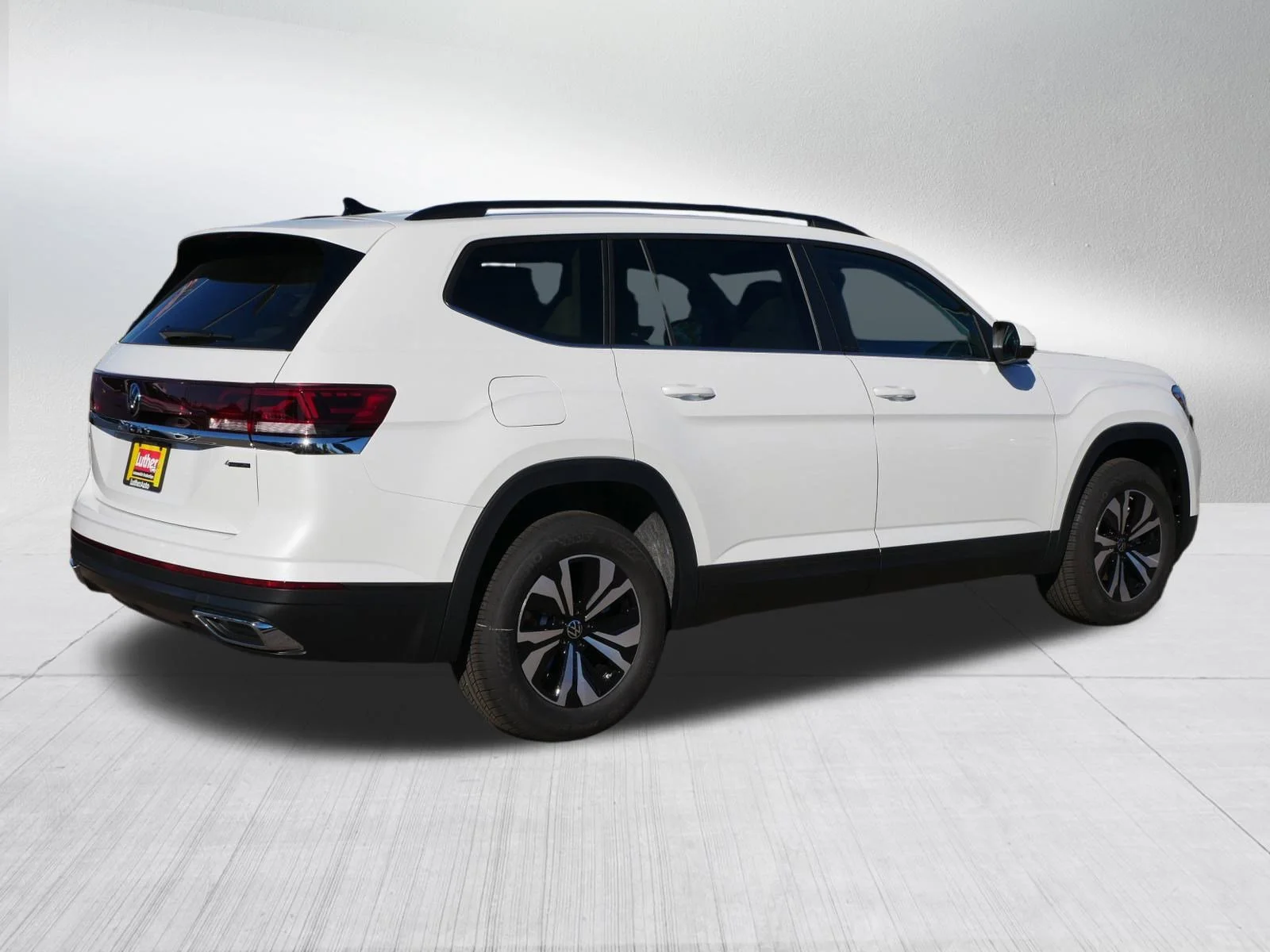 New 2026 Opal White Pearl Volkswagen 2.0T SE image 3