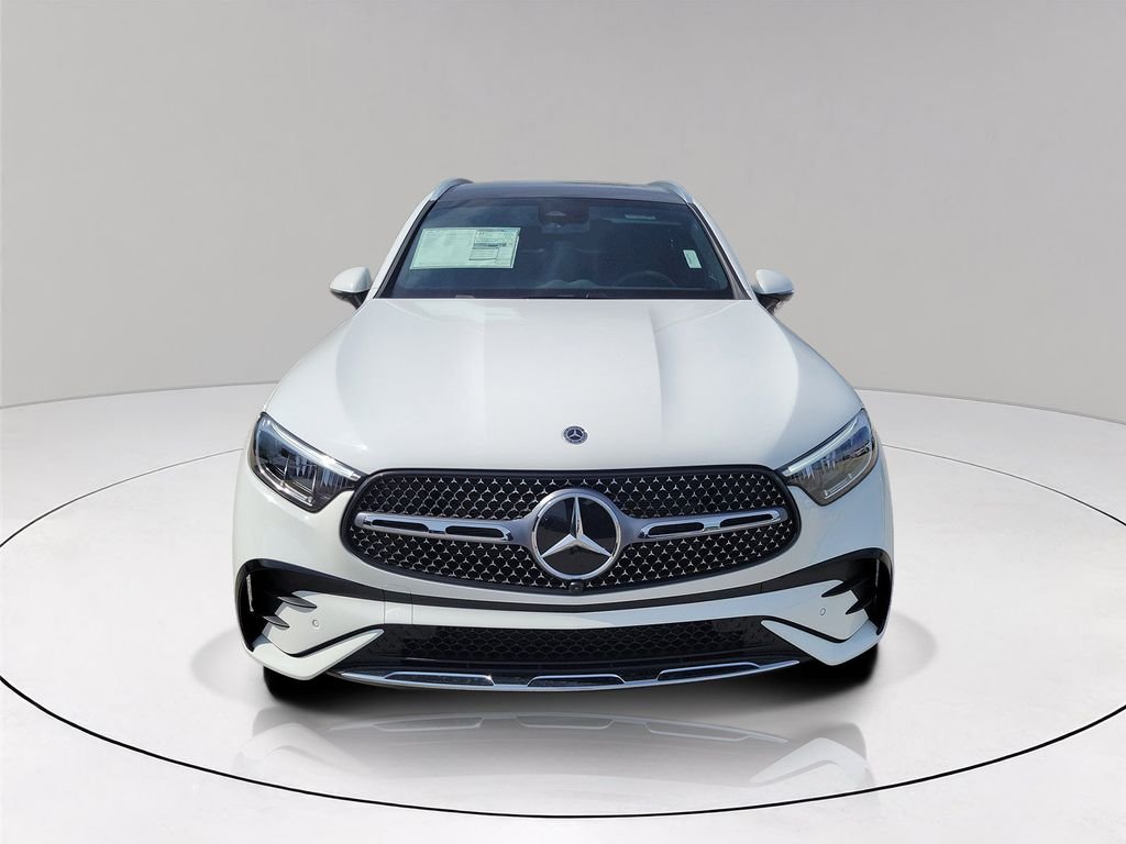 New 2027 Polar White Mercedes-Benz GLC 300 image 2