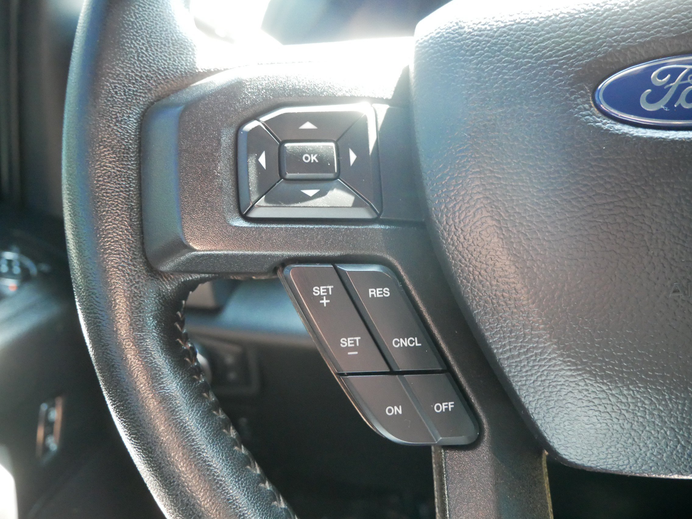 Used 2020 White Ford XLT image 21
