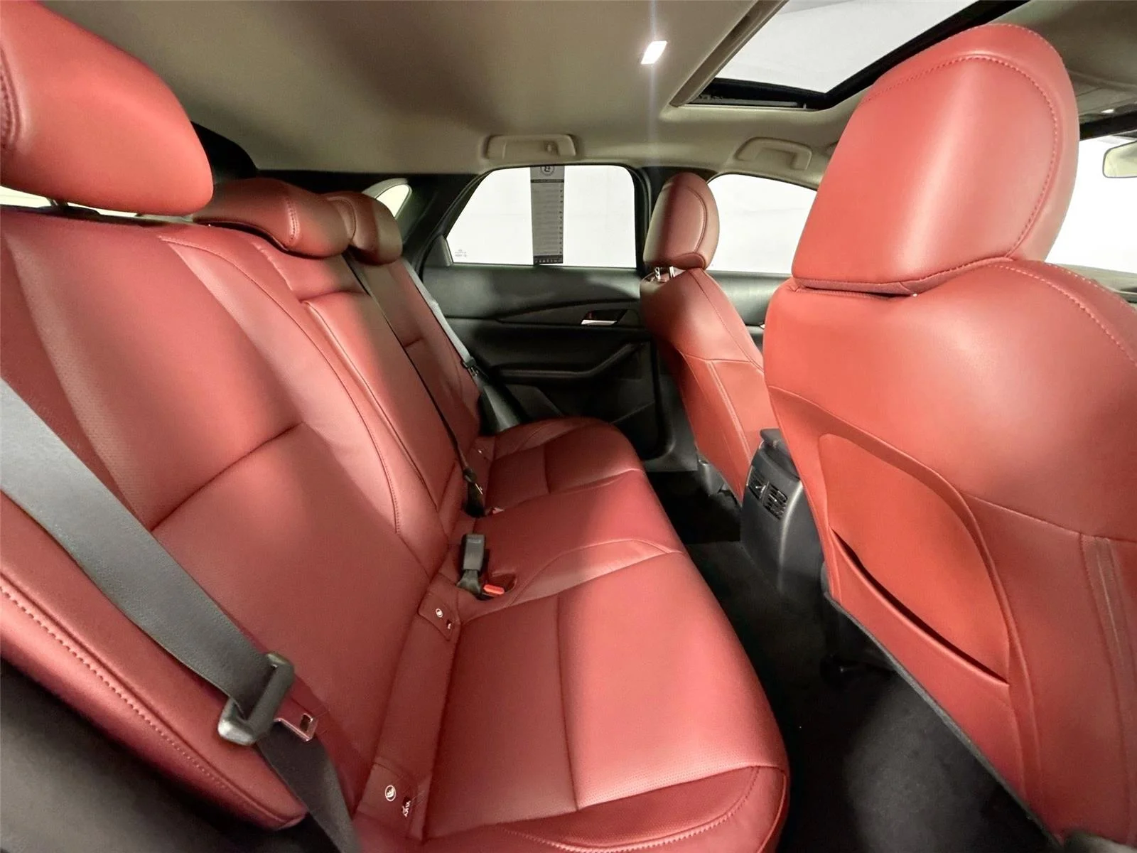 2025 Mazda CX-30 Carbon Edition - Photo 40