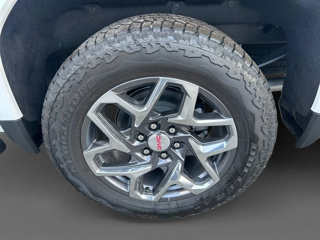 New 2026 Summit White GMC SLT image 15