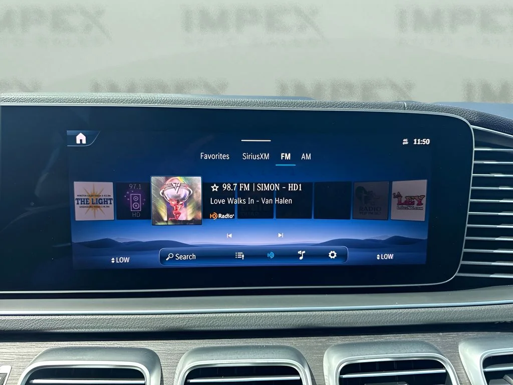 Used 2025  Mercedes-Benz GLS 450 image 16