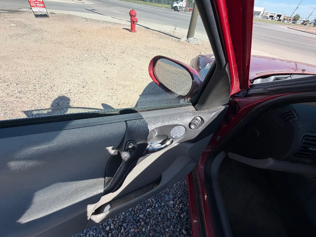 Used 2003 Medium Red Saturn L200 (A4) image 31