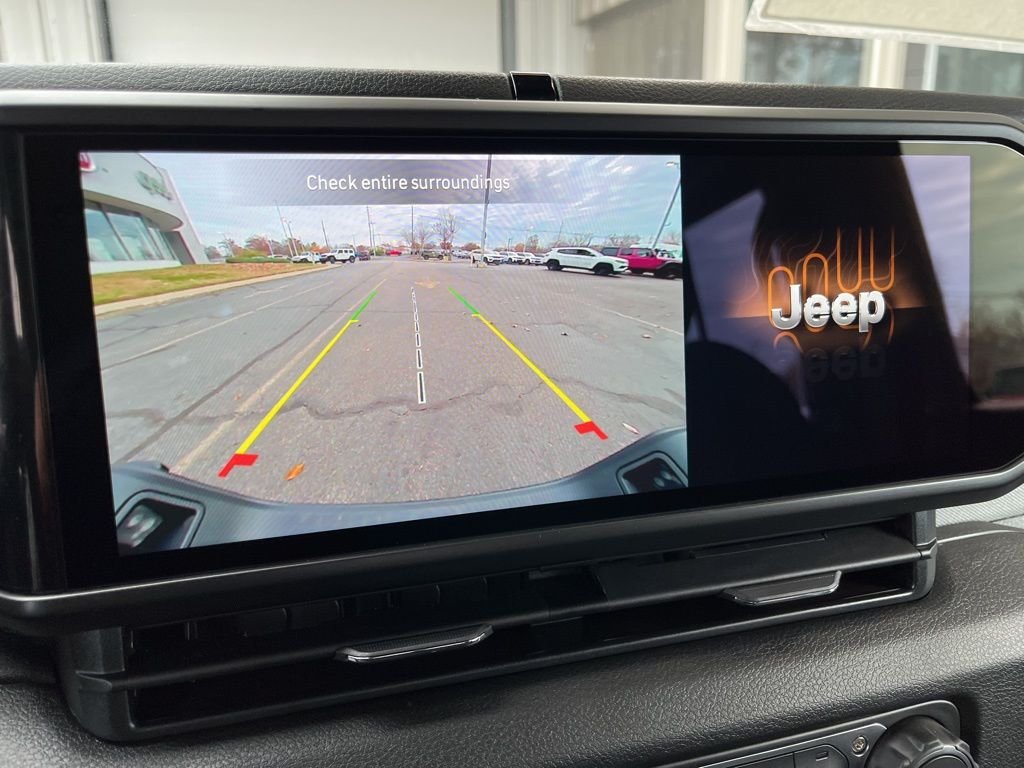 New 2026 Reign Jeep Sport S image 5