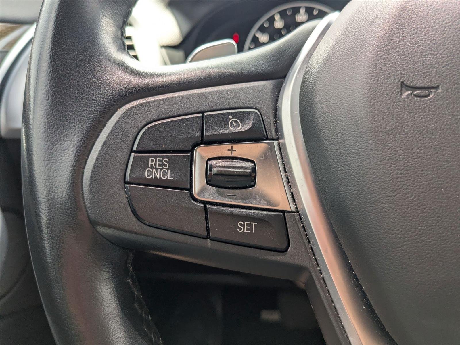 Used 2019 Mineral White Metallic BMW xDrive30i image 18