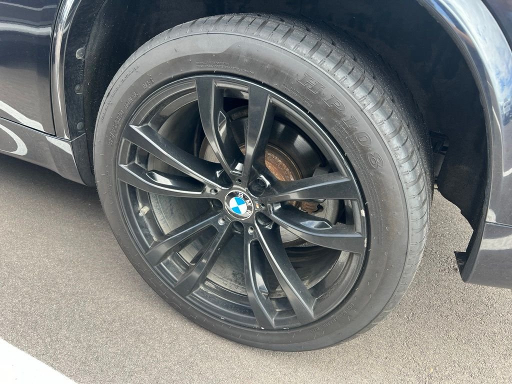 Used 2018 Carbon Black Metallic BMW xDrive35i image 16