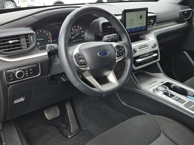 Used 2024 White Metallic Ford XLT image 29