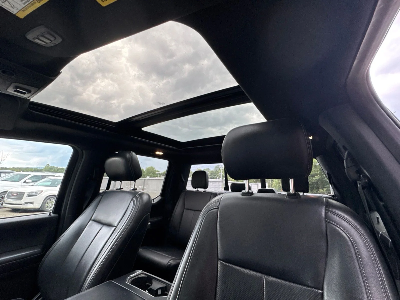Used 2019 Agate Black Metallic Ford Lariat image 11