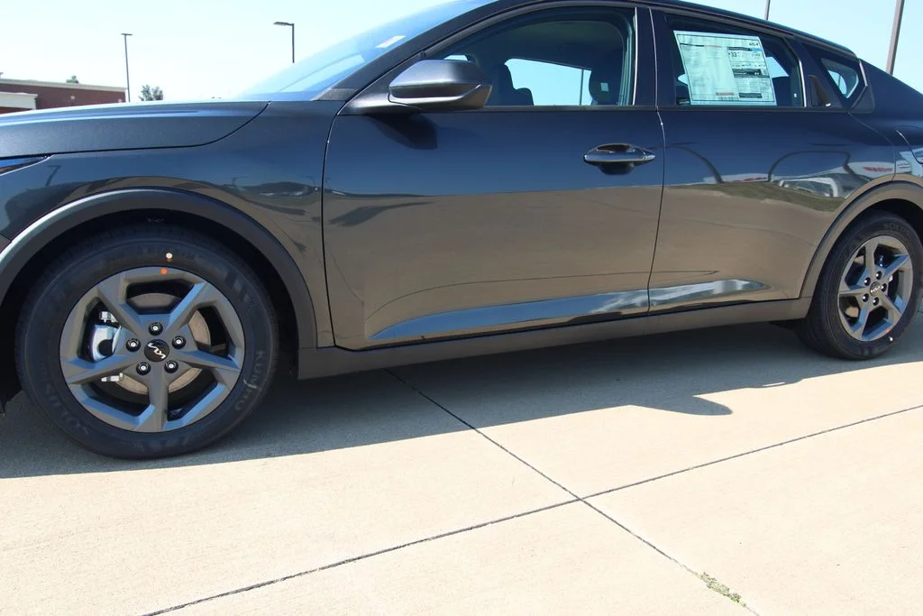 New 2026 Gray Kia  image 10