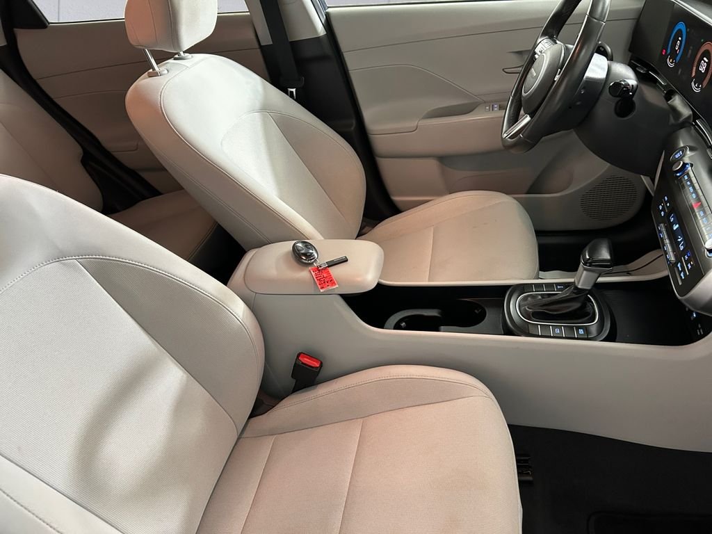 Used 2024 Blue Hyundai SEL image 14