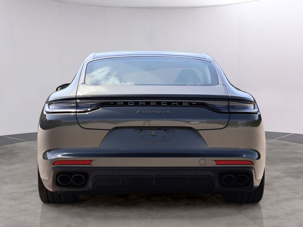 Used 2023 Aventurine Green Metallic Porsche 4 Platinum Edition image 5