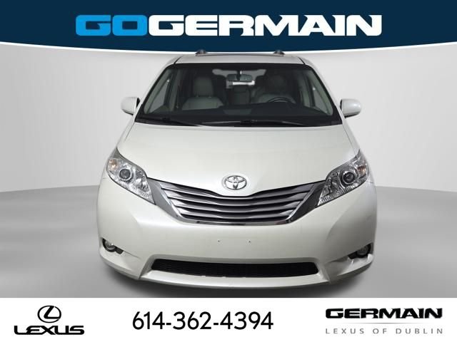 Used 2017 White Toyota XLE image 2