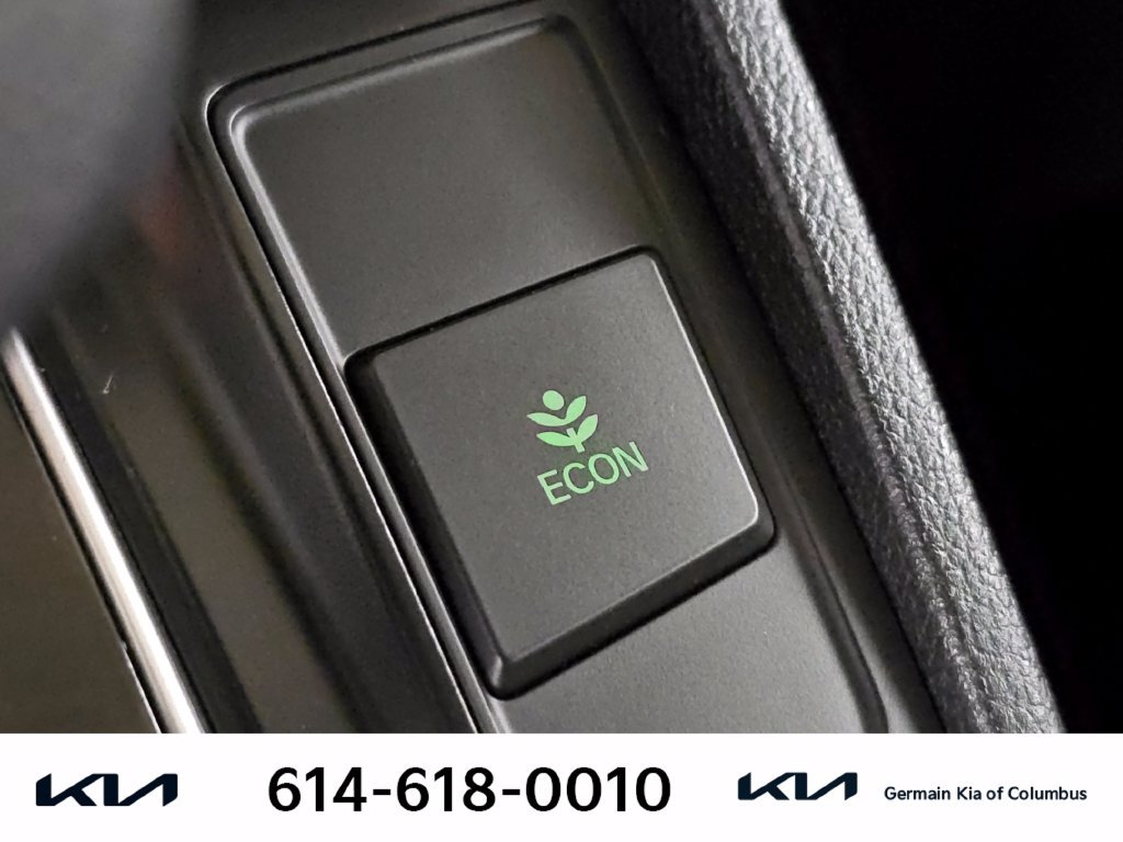Used 2018  Honda EX image 32