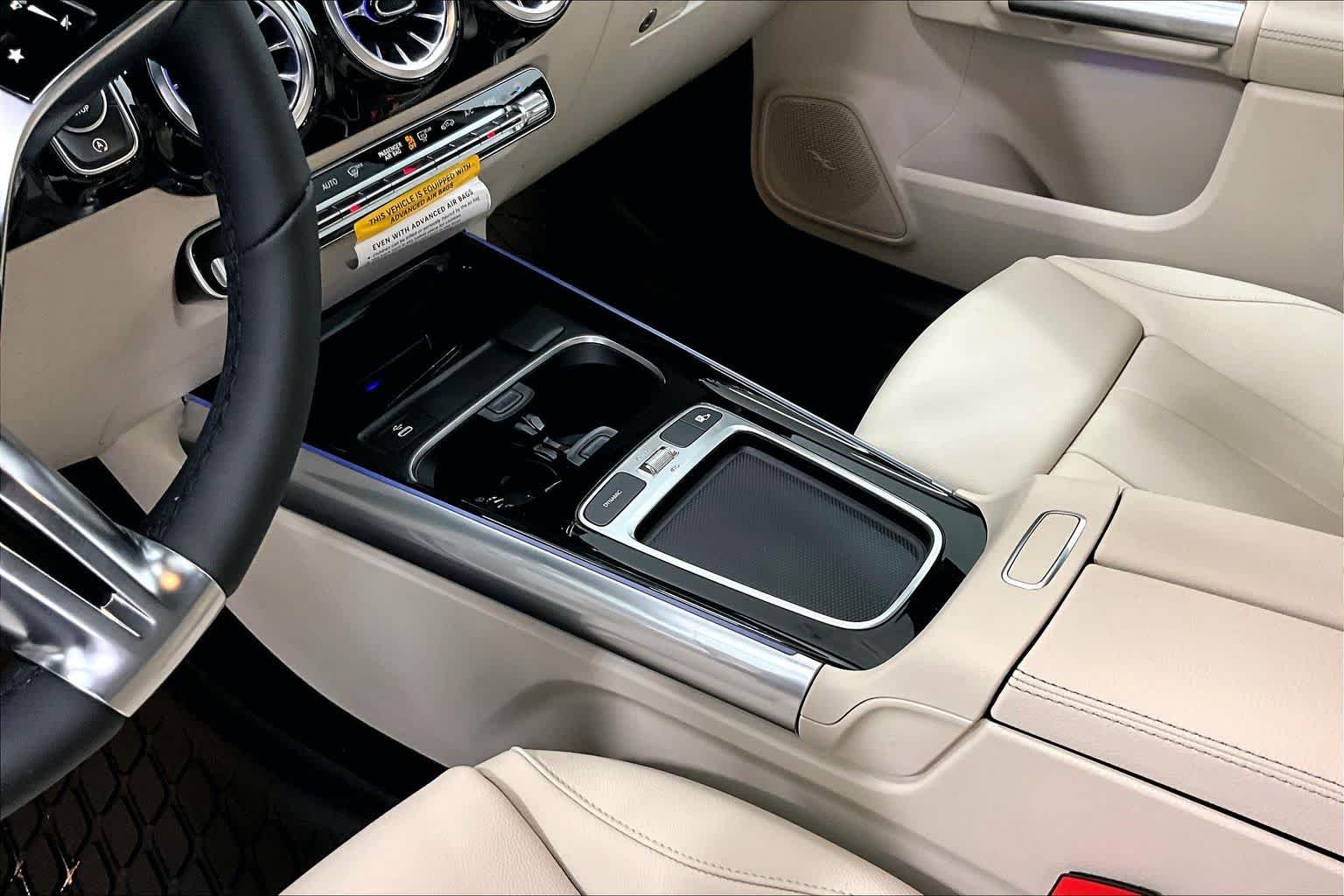 New 2026 Polar White Mercedes-Benz GLA 250 image 7