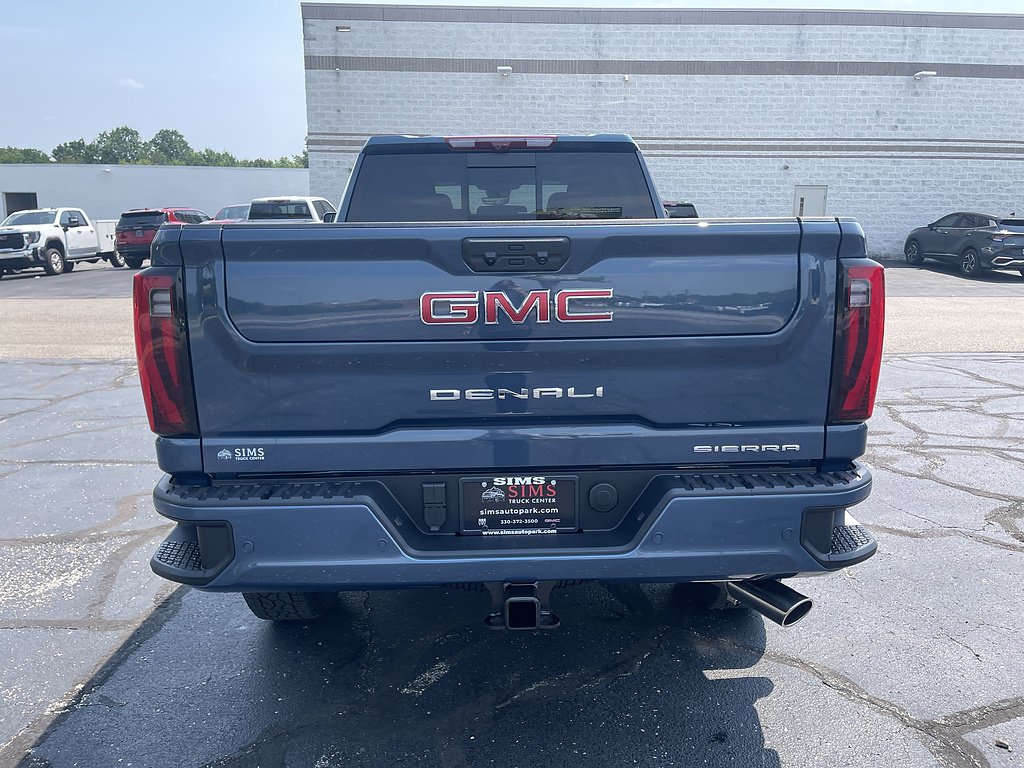 2026 GMC Sierra 3500HD Denali - Photo 8