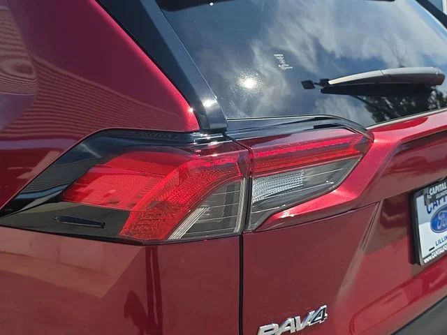 Used 2023 Red Toyota XLE Premium image 35