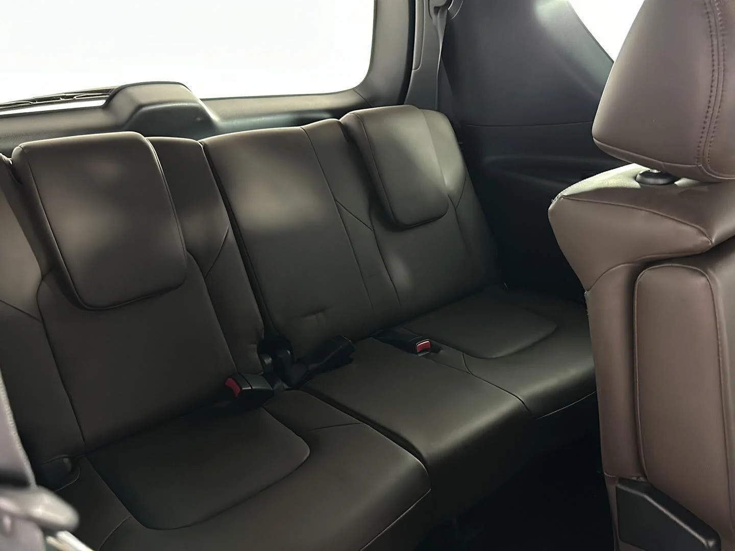 Used 2023 Coulis Red Pearl Nissan Platinum image 38
