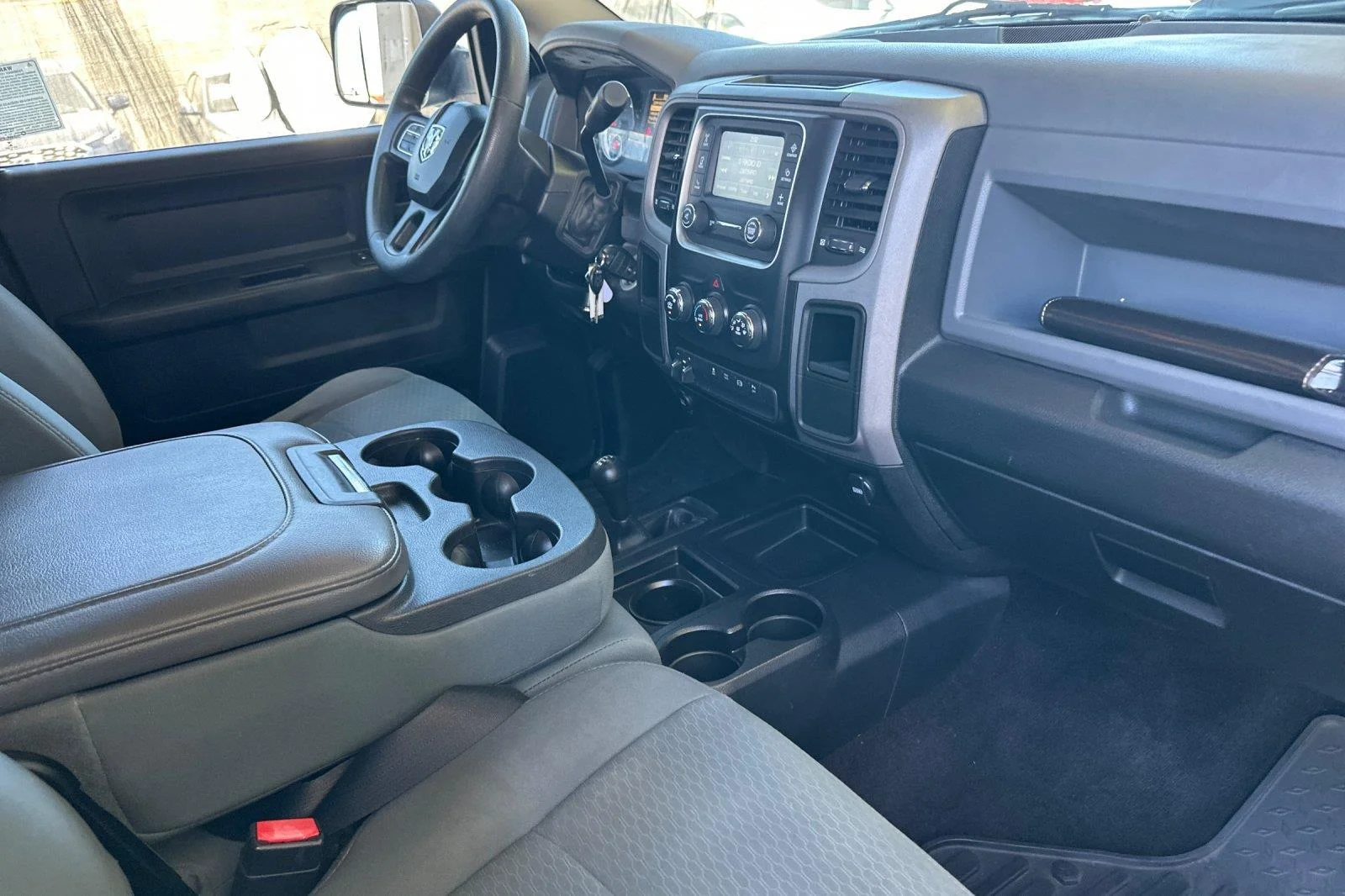 Used 2014 Bright White Clearcoat Ram Tradesman image 15