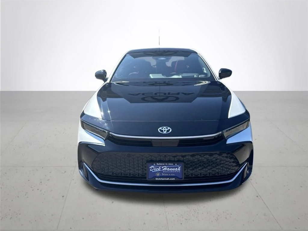 Used 2026  Toyota Platinum image 2