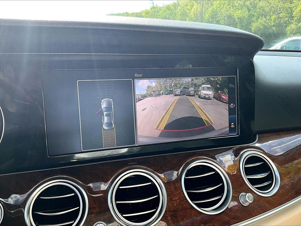 Used 2018 Silver Mercedes-Benz E 300 image 19