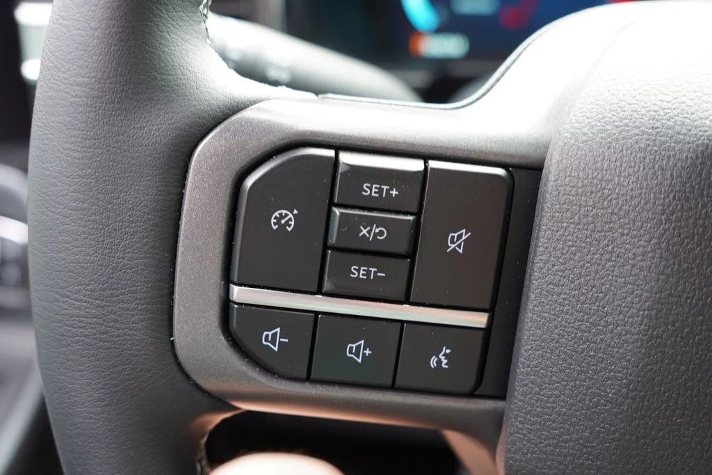 Used 2026 Oxford White Ford Lariat image 36