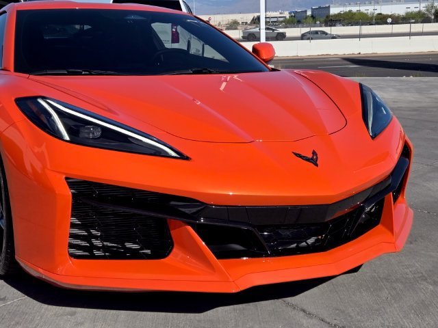 Used 2025 Sebring Orange Tintcoat Chevrolet 1LZ image 8