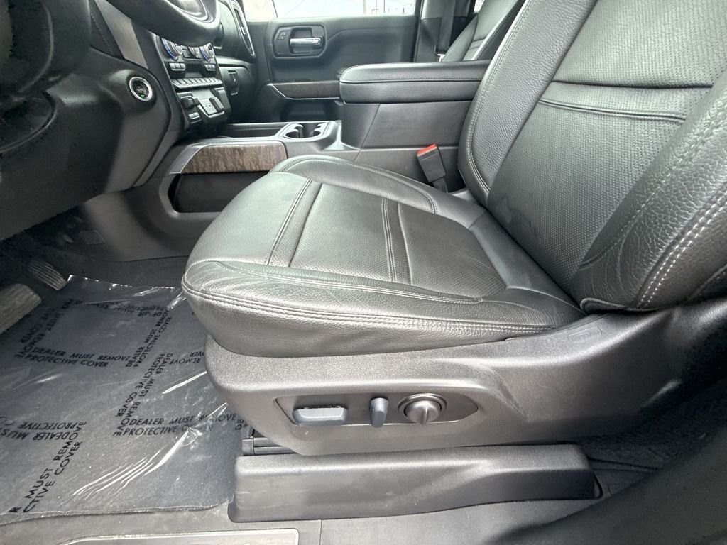 Used 2022 Red GMC Denali image 12
