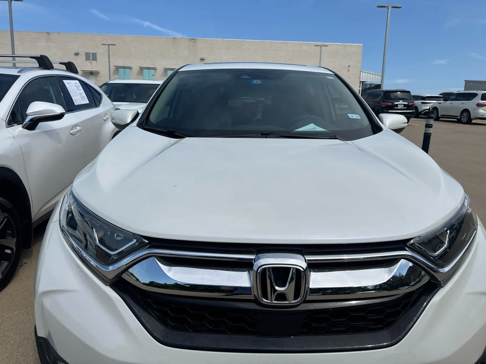 Used 2018 White Diamond Pearl Honda EX image 3
