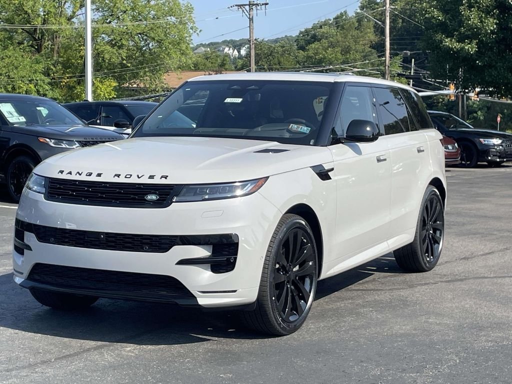 New 2026 Borasco Grey Land Rover Dynamic SE image 7