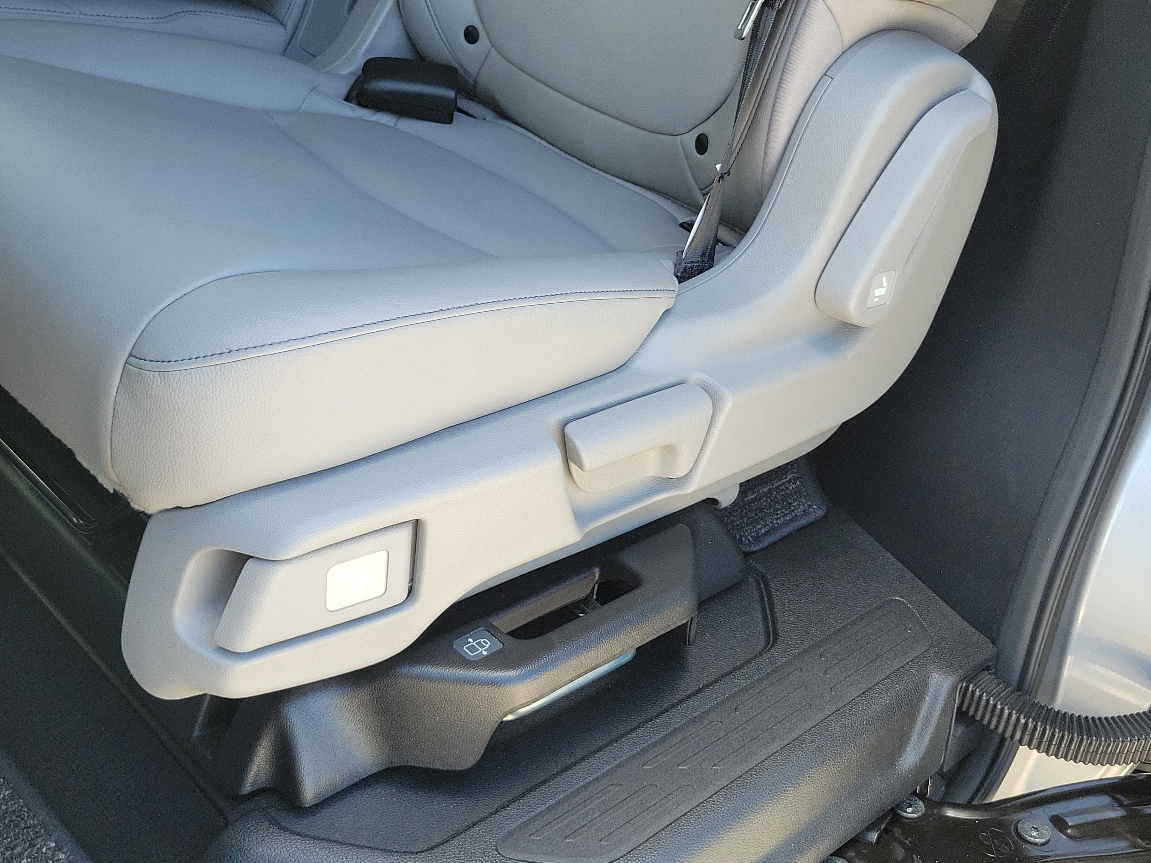 Used 2023  Honda Touring image 16