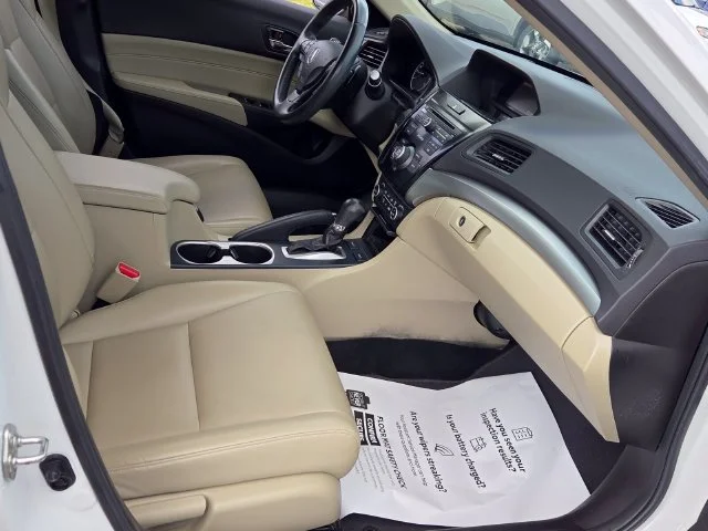 Used 2018  Acura 2.4L image 18