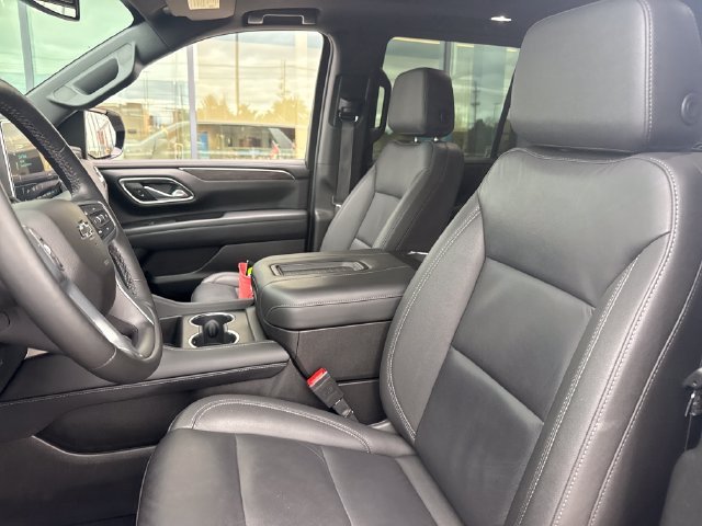 Used 2024 Gray Chevrolet Z71 image 13