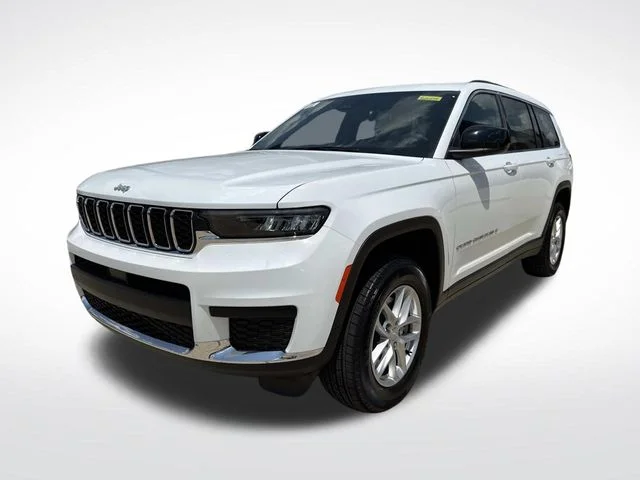 New 2026 White Jeep Laredo X image 3