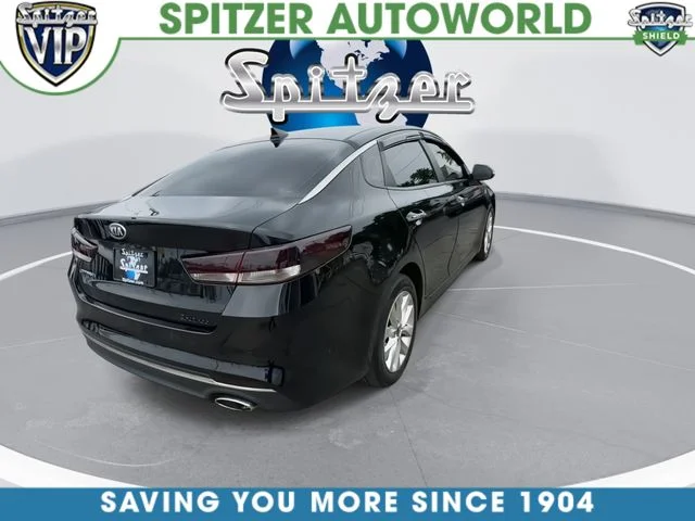 Used 2018 Black Kia LX image 8
