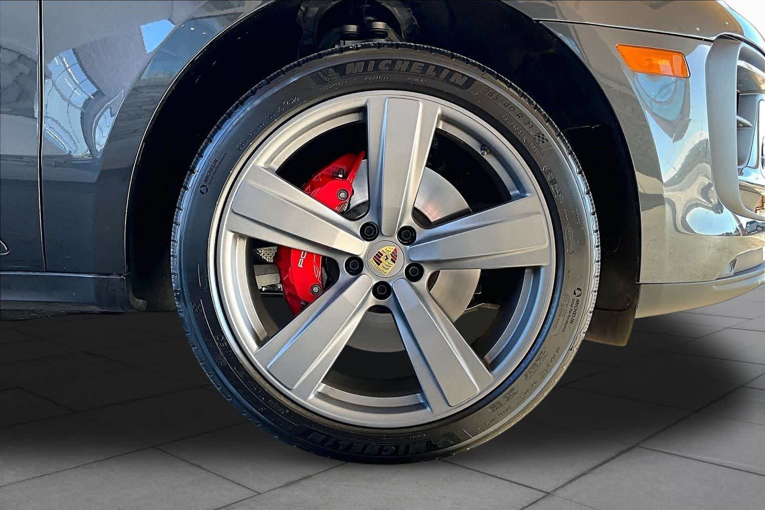 Used 2025 GREY Porsche S image 11