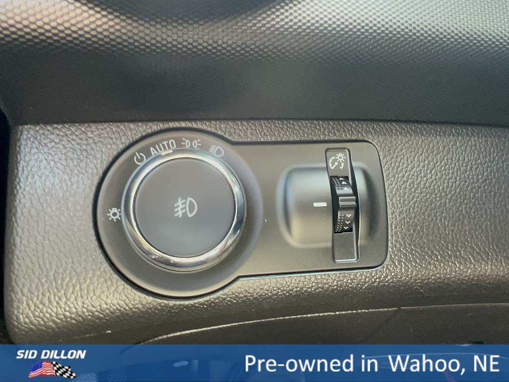 Used 2020 Mosaic Black Metallic Chevrolet LT image 12