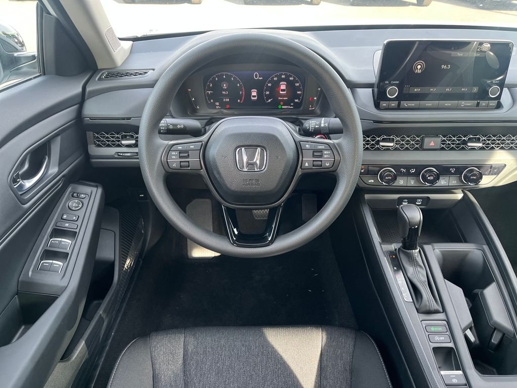 2025 Honda Accord SE - Photo 12