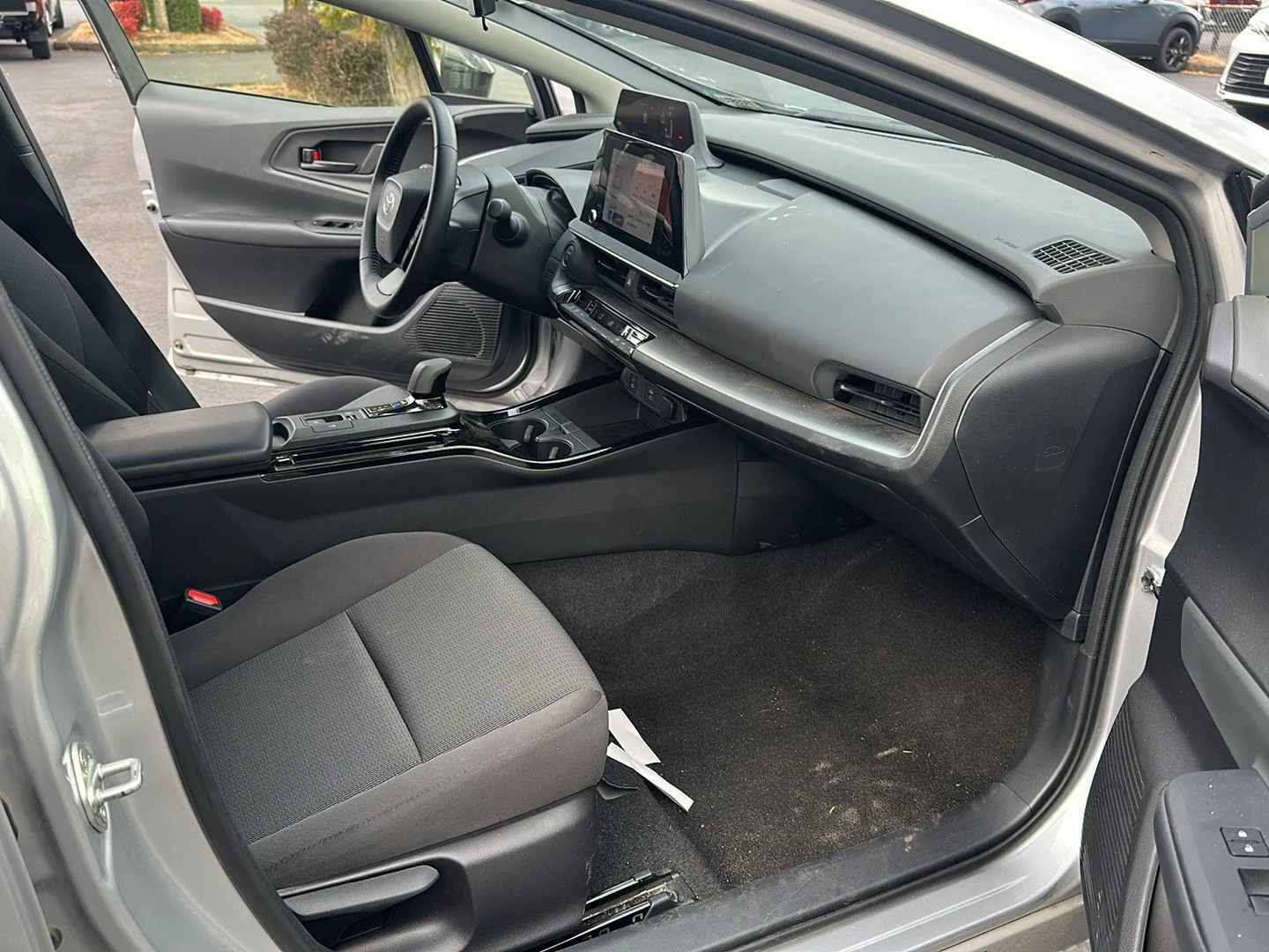 Used 2025 Cutting Edge Toyota LE image 9
