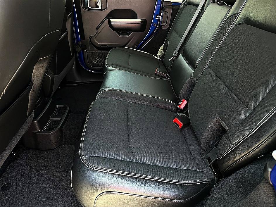 Used 2020 Ocean Blue Metallic Clearcoat Jeep Freedom image 9