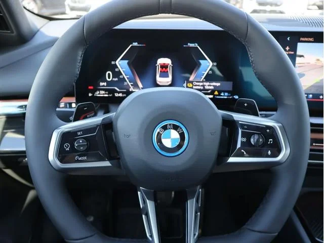New 2026 Mineral White Metallic BMW 550e xDrive image 33